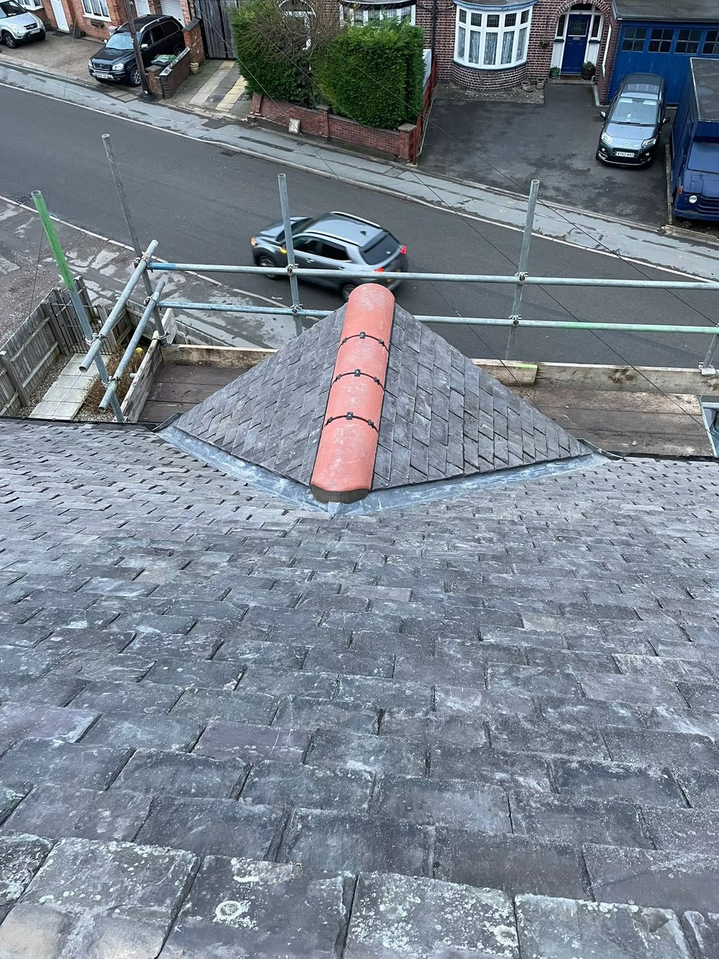 Hip roof - Ridge re-bed by Derby & Nottingham Roofing